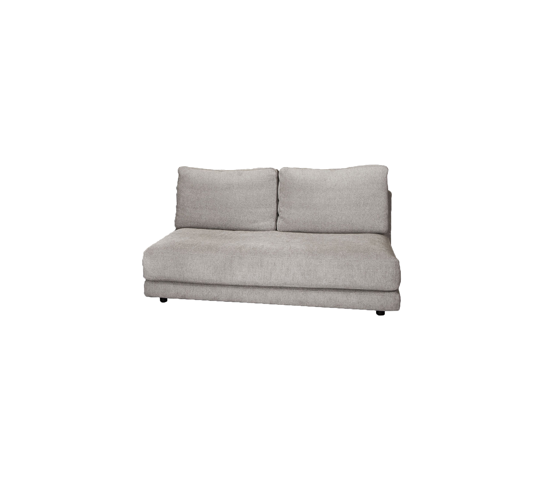 Lichtgrijze beklede bank met twee rugkussens, ontworpen voor comfort en een moderne esthetiek. Ideaal voor gezellige zitarrangementen.