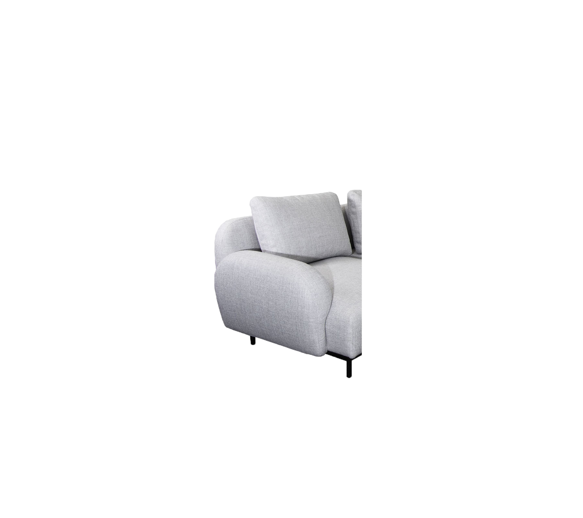 Lichtgrijze sectional bank met pluche kussens en gebogen armleuning, ontworpen voor comfort en stijl.