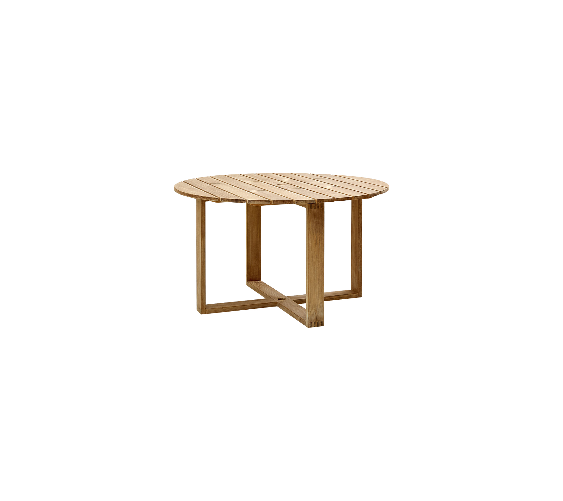 Ronde houten salontafel met lamellenblad en een unieke geometrische basis, die een natuurlijke afwerking en modern design toont.