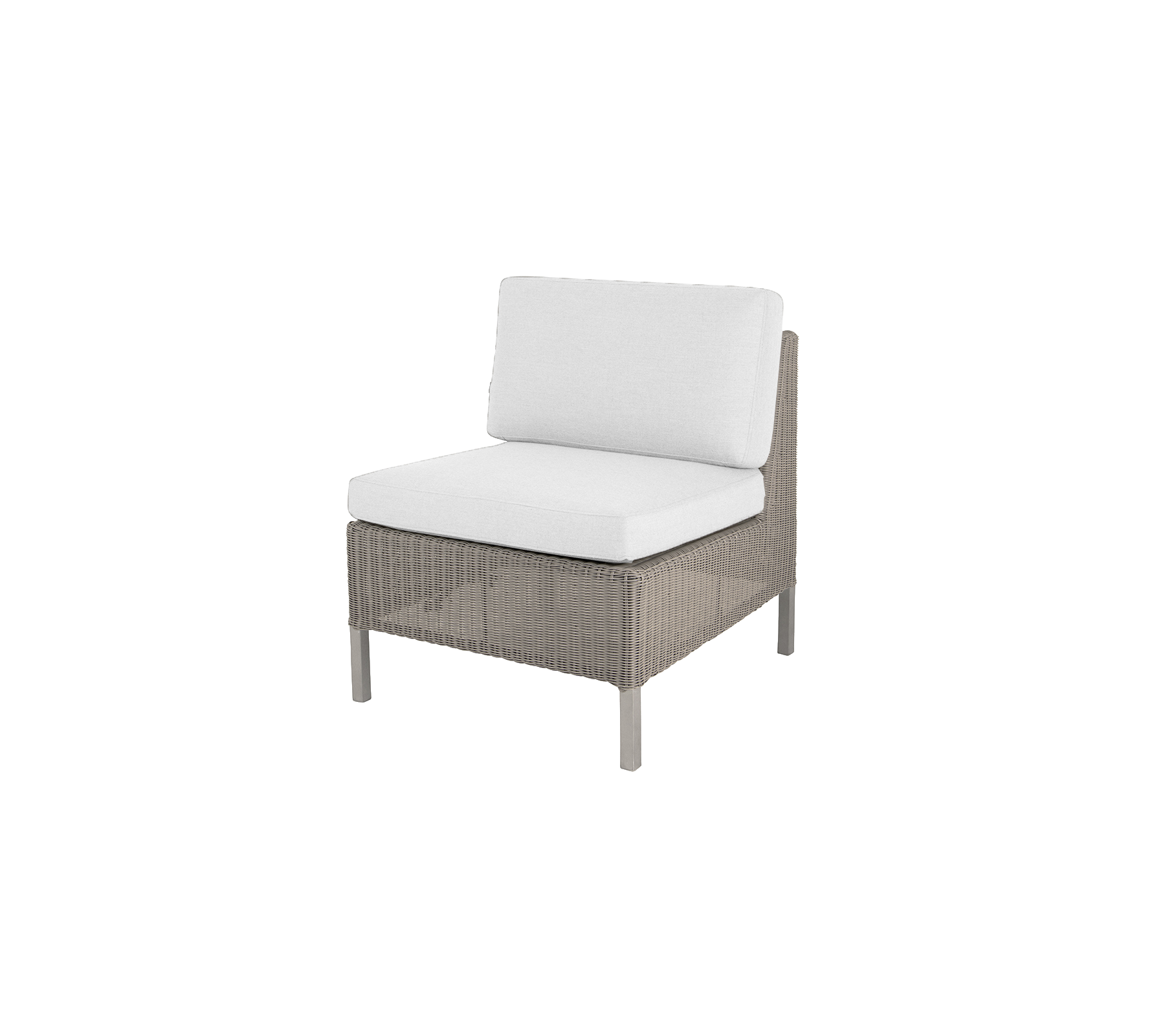 Stijlvolle stoel met een geweven textuur en zachte witte kussens, perfect voor ontspanning en moderne decoratie.