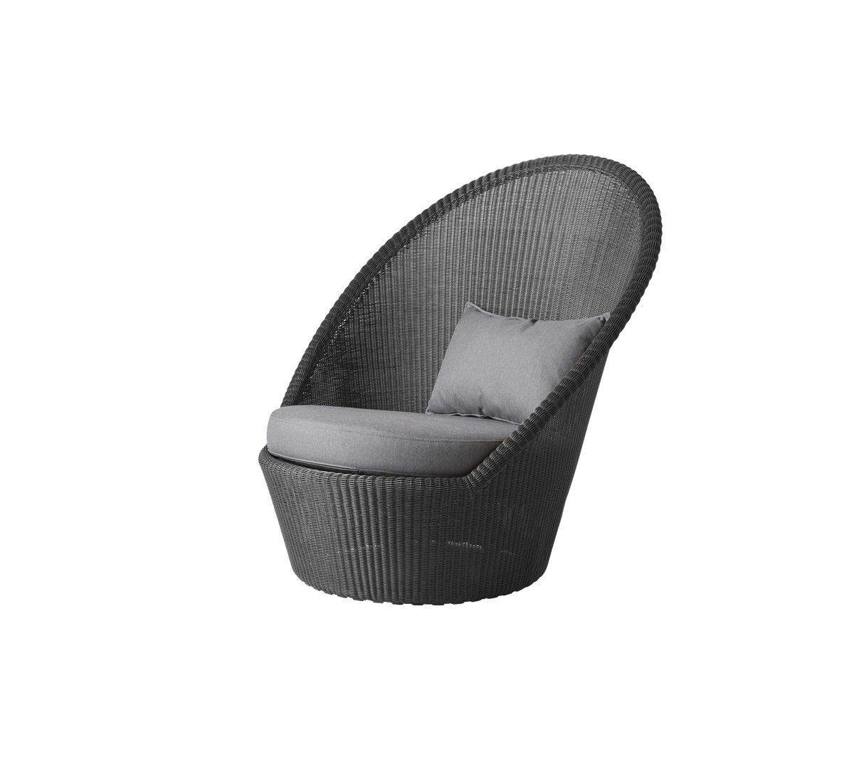 Stijlvolle stoel met een gebogen ontwerp, voorzien van een comfortabele kussen en een geweven textuur in een slanke grijze kleur. Ideaal voor ontspanning.
