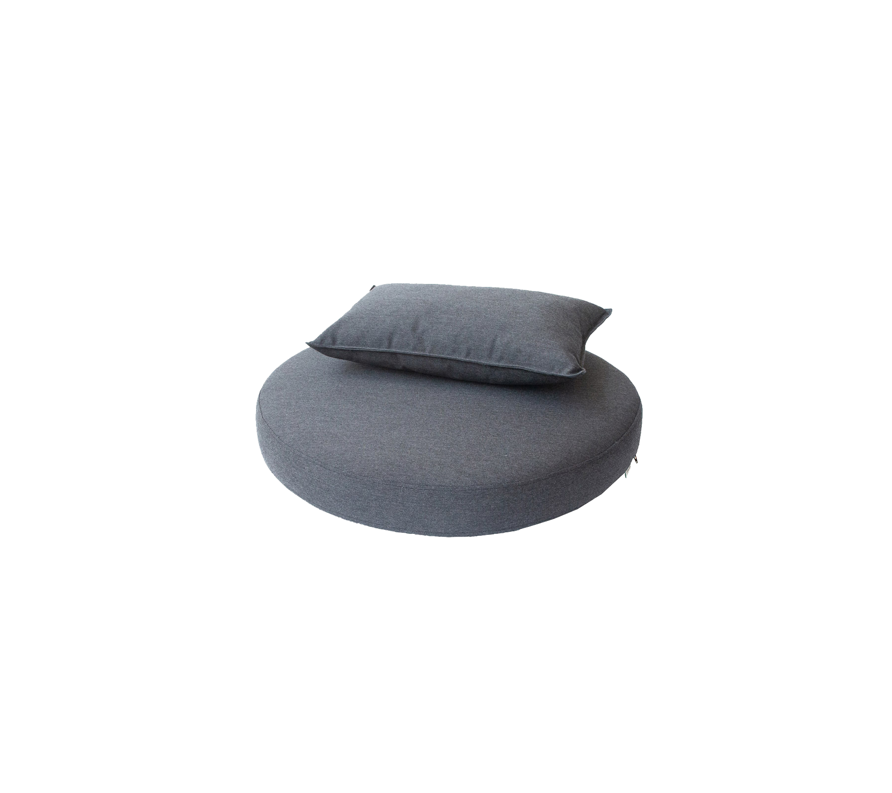 Ronde kussen in een donkergrijze stof, getopt met een kleiner rechthoekig kussen, ontworpen voor comfort en ontspanning.