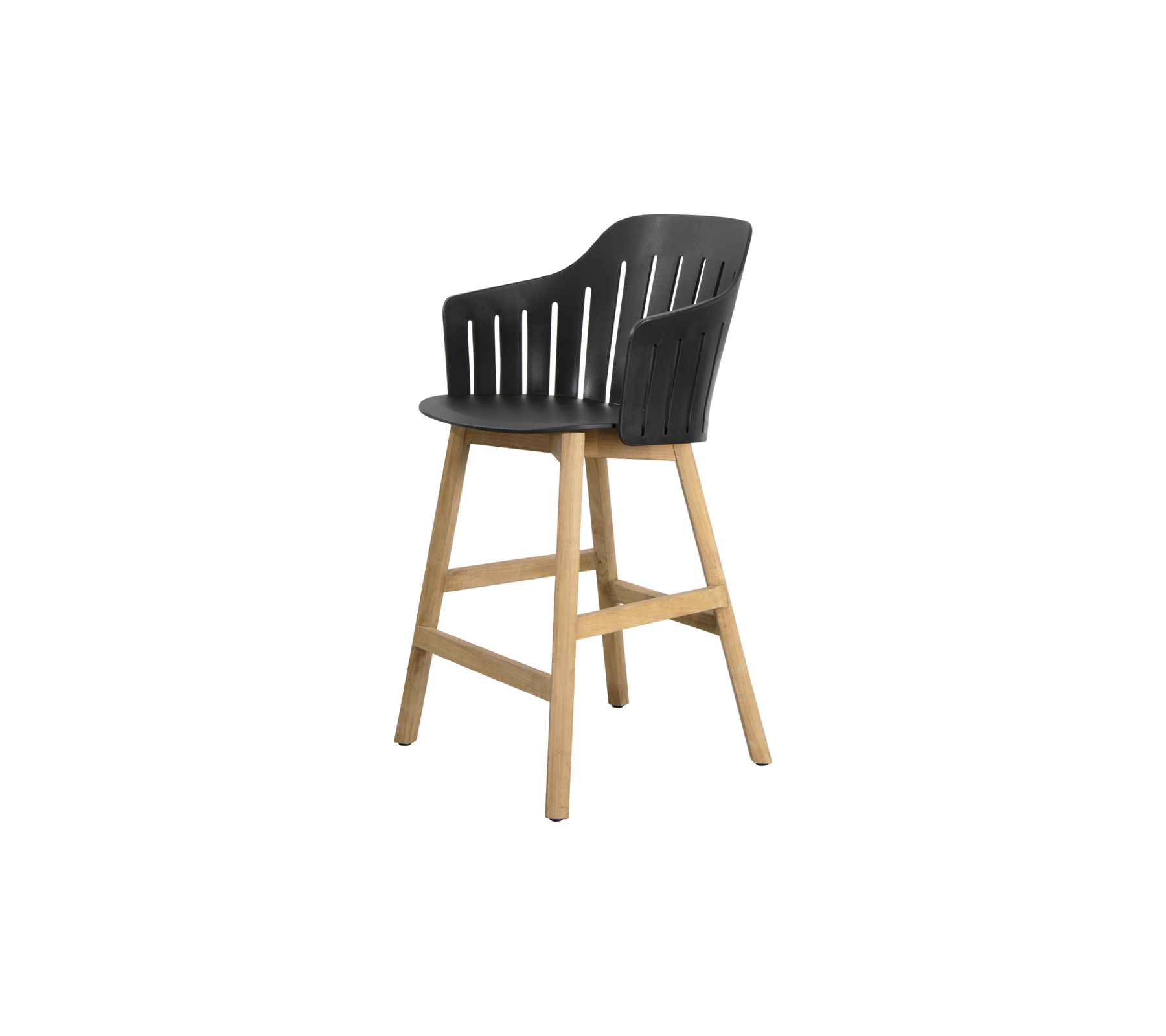 Stijlvolle hoge stoel met een sleek zwart zitvlak en natuurlijke houten poten, die een moderne en comfortabele zitoptie biedt.