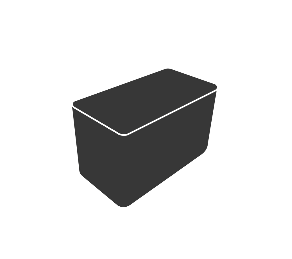 Een donkere, rechthoekige opbergcontainer met een plat deksel, ontworpen om verschillende items te organiseren en op te slaan.