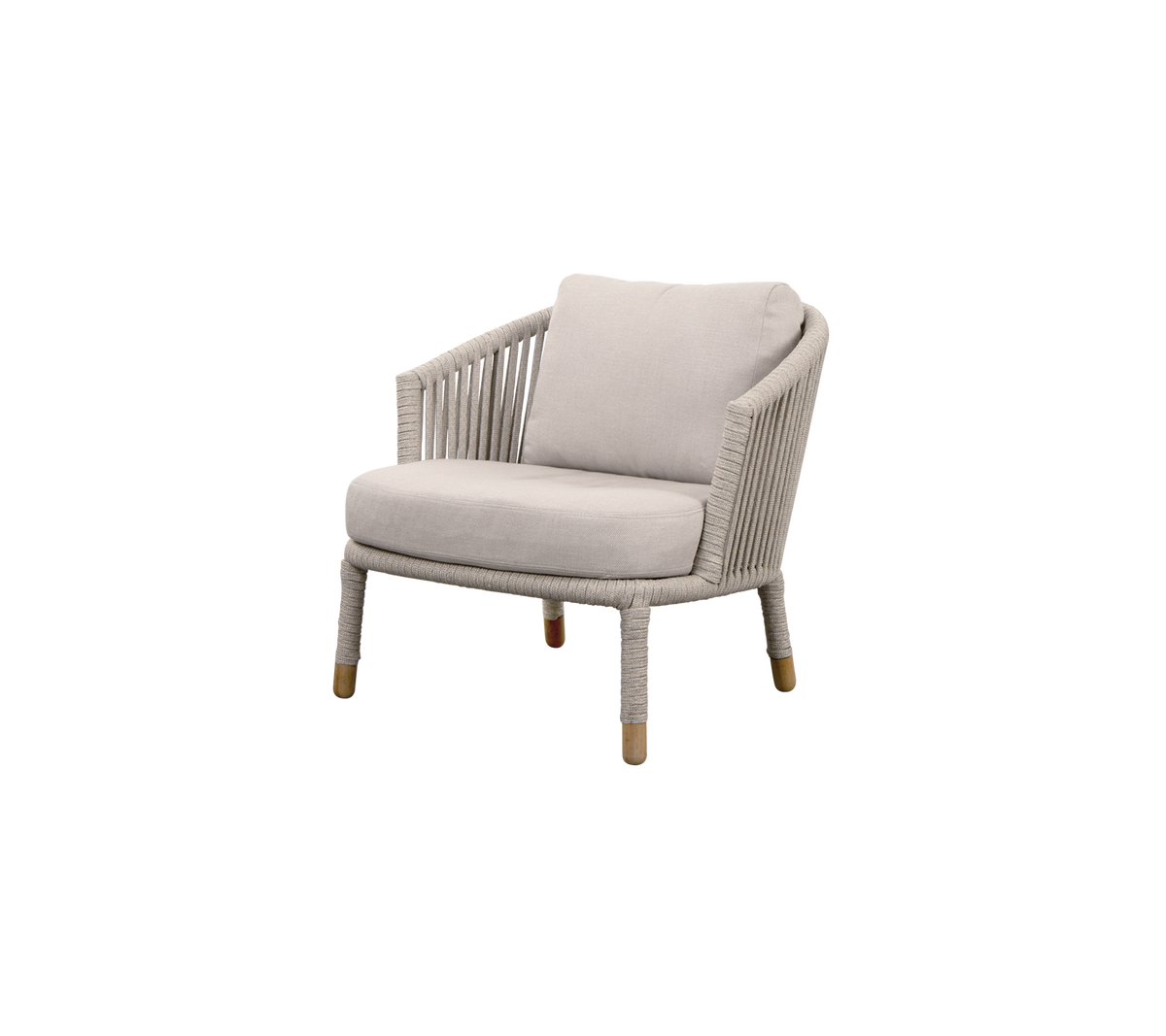 Stijlvolle stoel met een comfortabele kussen, met een geweven ontwerp en stevige poten voor een moderne uitstraling. Ideaal voor ontspanning.