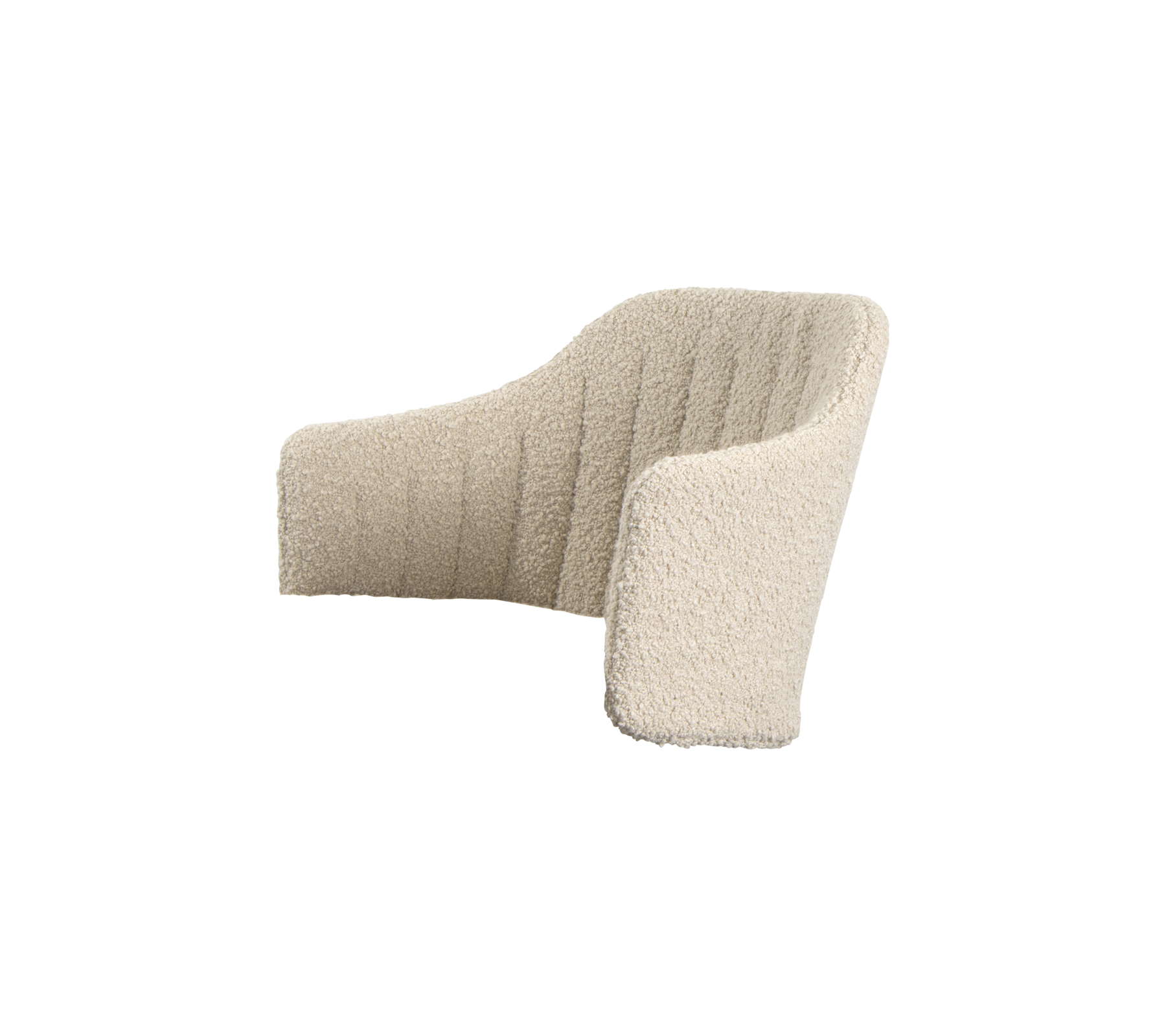 Gebogen, gestoffeerde fauteuil in zacht crèmekleurig stof met verticale tufting, ontworpen voor comfort en moderne esthetiek.