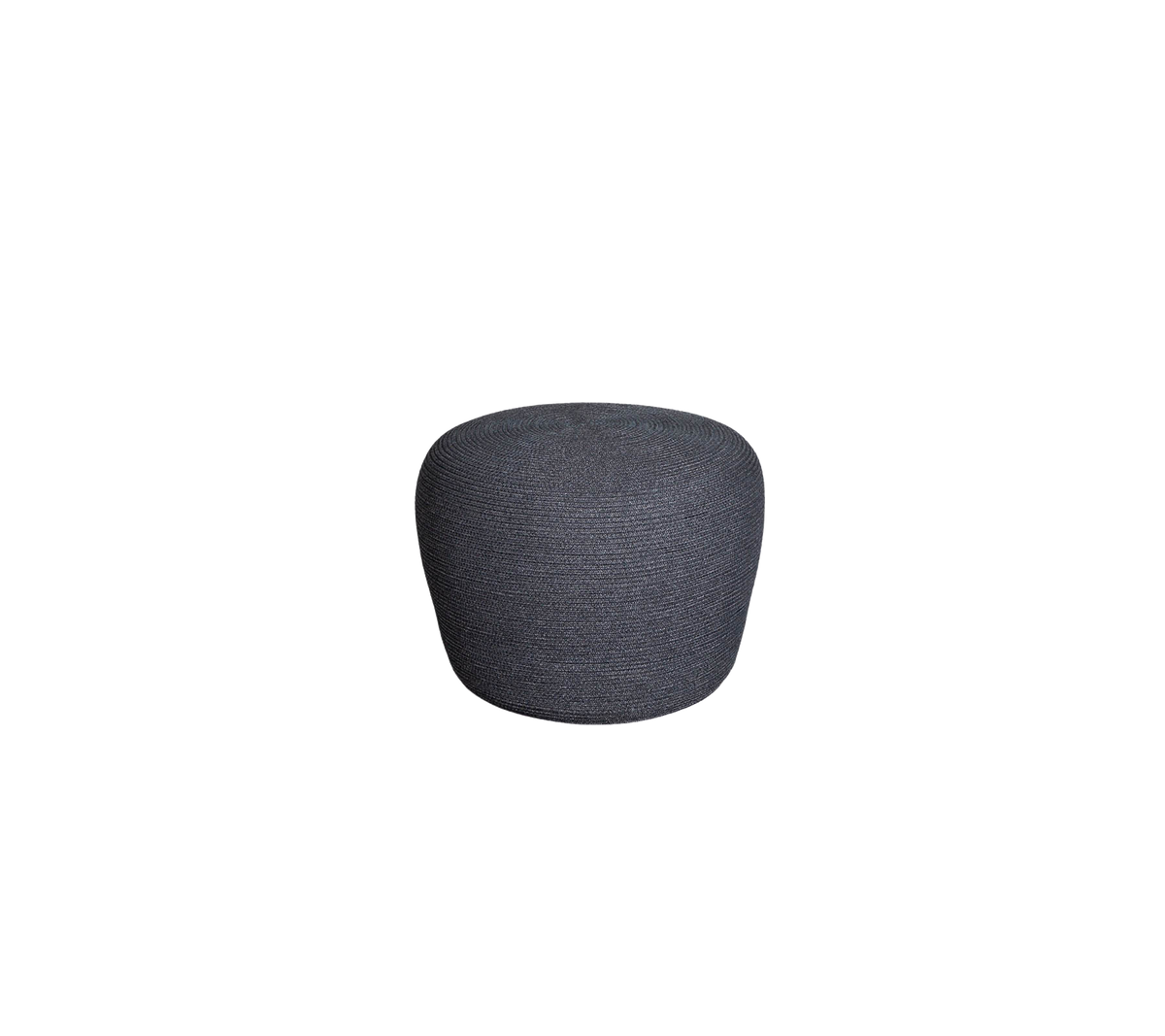Ronde, gestoffeerde pouf in een donkergrijze stof, ontworpen voor veelzijdig zitten of om decor te accentueren.
