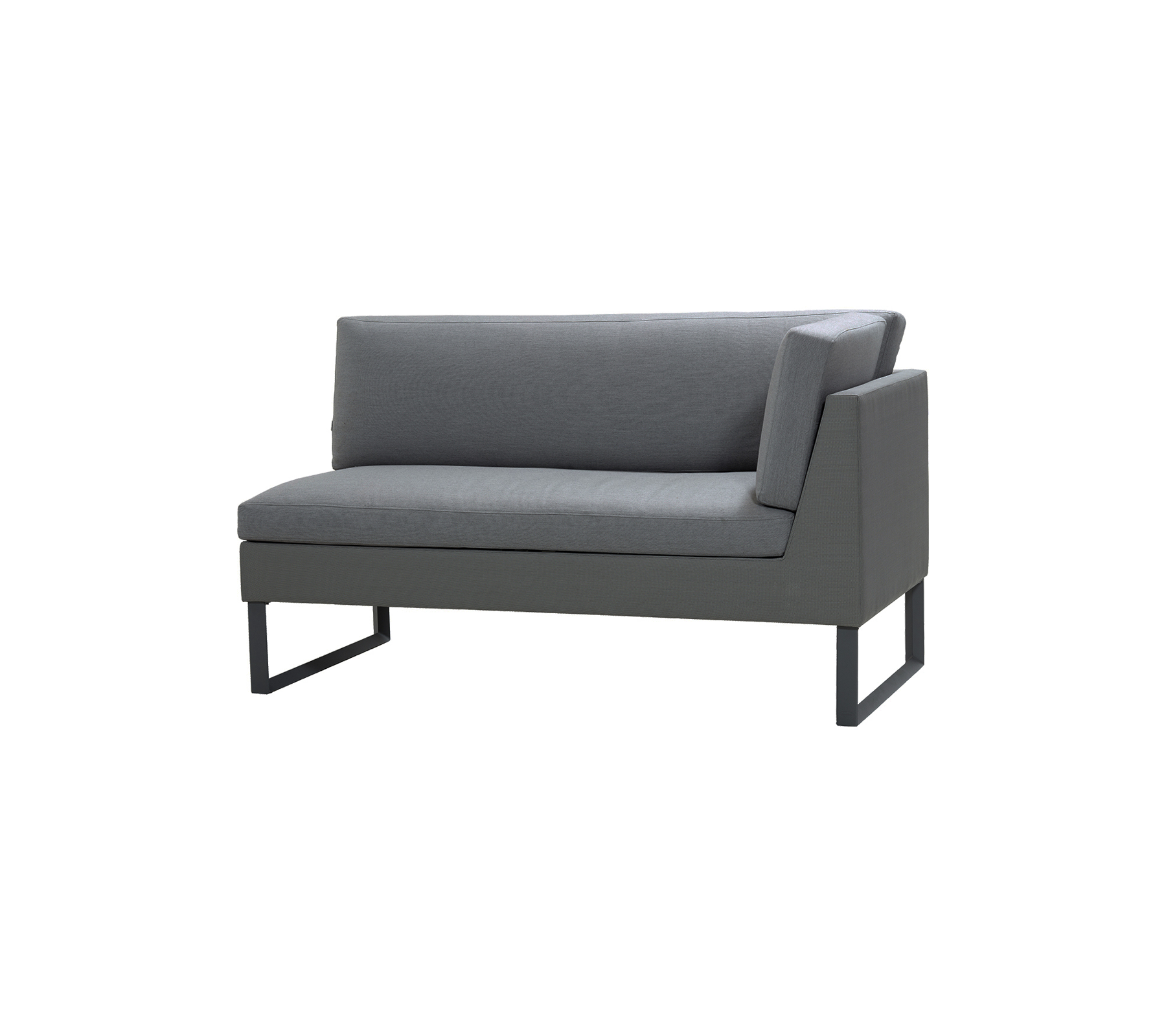 Moderne tweezitsbank in een slanke grijze stof met minimalistische metalen poten en een eigentijds ontwerp, ideaal voor stijlvolle zitplaatsen.