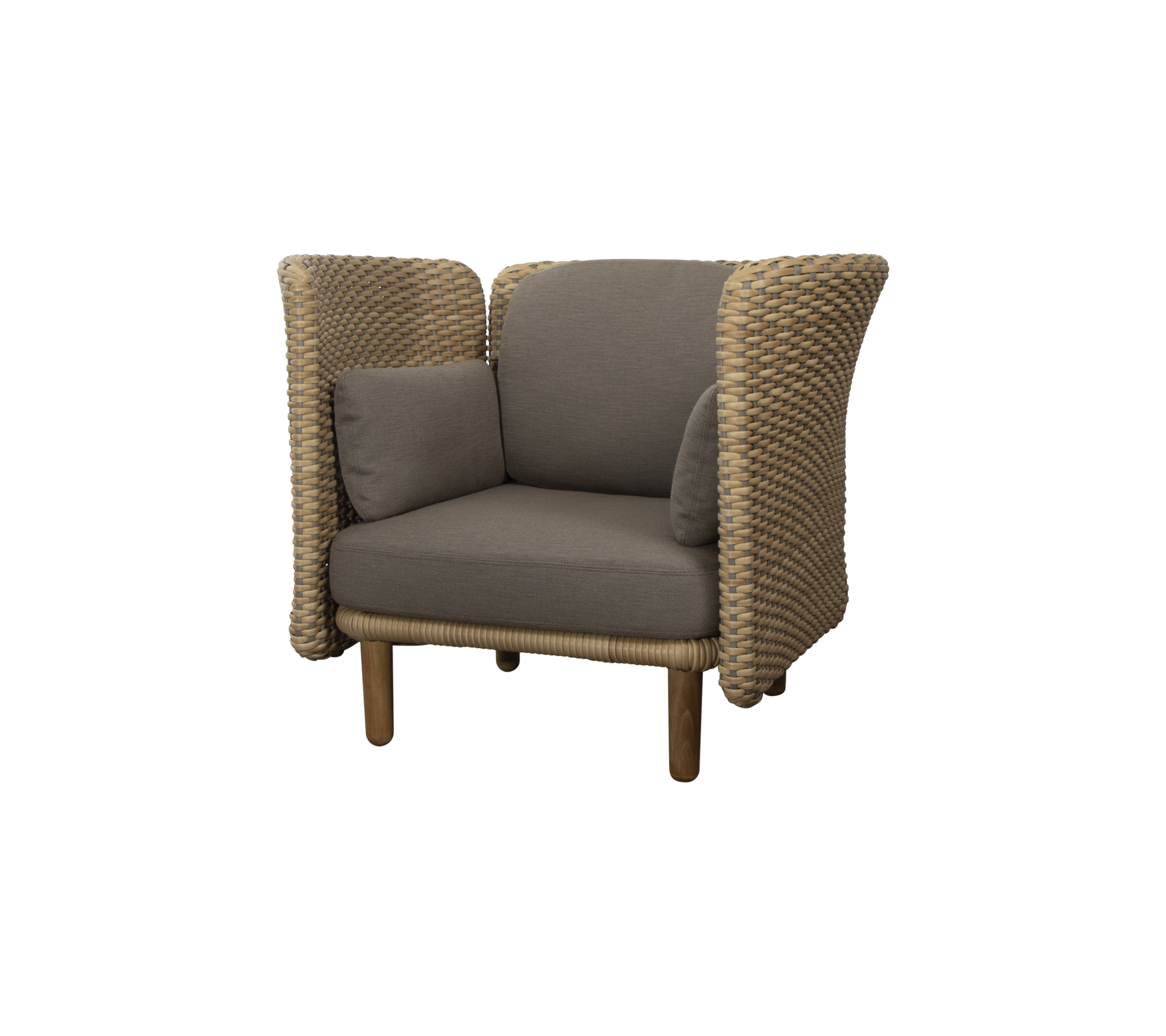 Stijlvolle fauteuil met geweven zijkanten en een pluche zittingkussen, perfect voor comfort en moderne designesthetiek.