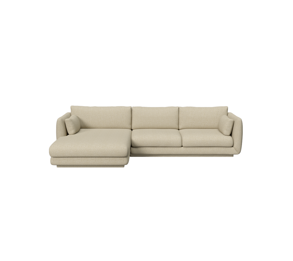 Lichtbruine moderne bank met een chaise longue-ontwerp.